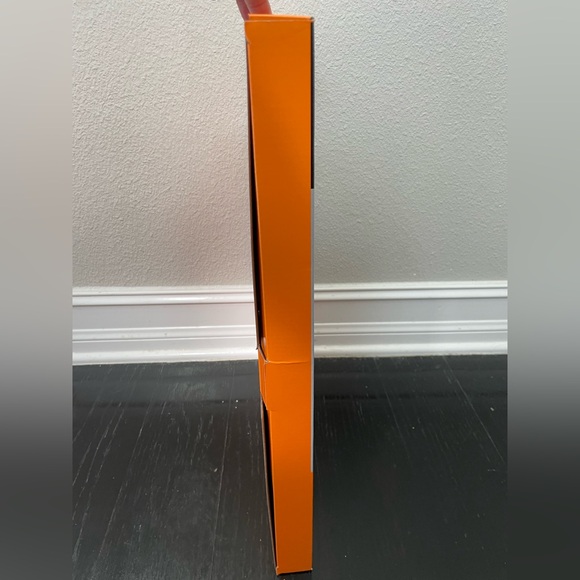 Hyde and EEK! LED Wreath Faux Neon Sign Halloween Novelty Silhouette Lights - Picture 3 of 10